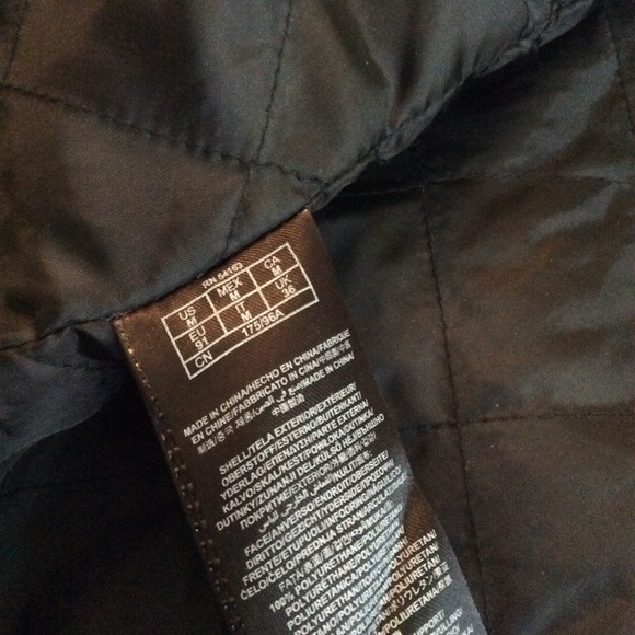 Guess - Picture 8 of 8